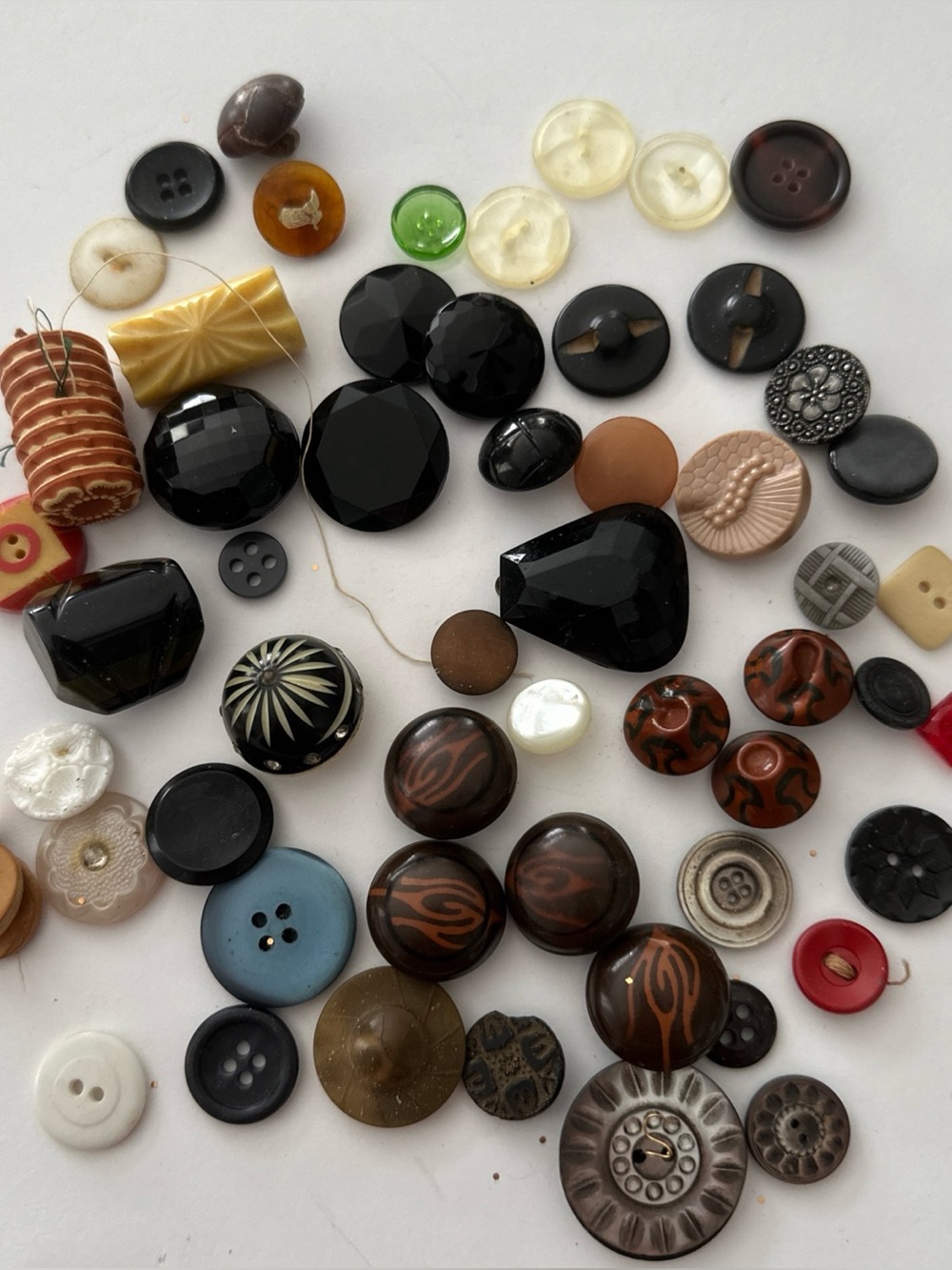 Lot Antique Bakelite Shell Coat Sewing Buttons Collection - Picture 2 of 16